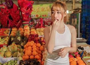 AISS爱丝(钻石版) – 陈雅漫在线：袜子质感再升级，美图分享，让你直呼要上天了！