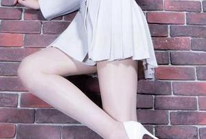 Beautyleg – YoYo套图夏天，难道我没看到她的妆容是多么自然？这才是气质啊！