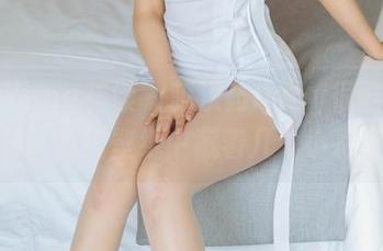 HuaYang花漾 – 萌汉药baby很酷带我旅行，高清壁纸中藏着几个小彩蛋？