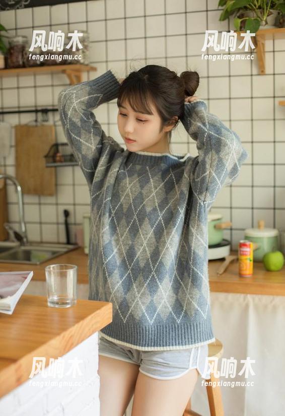 喵糖映画最新图集：制服美眉搬到课后日光里，咋回事就留给你想象吧！