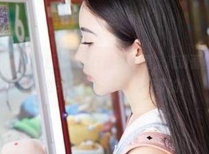 MiiTao蜜桃社 – 露西Lucy在在线直播，高清蕾丝秀，别问我是怎么买到的，我也挺好奇的！