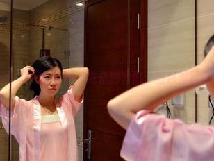 PANS摄影 – 旗袍的味道，依依的神情，图包里藏着谁的回忆呢