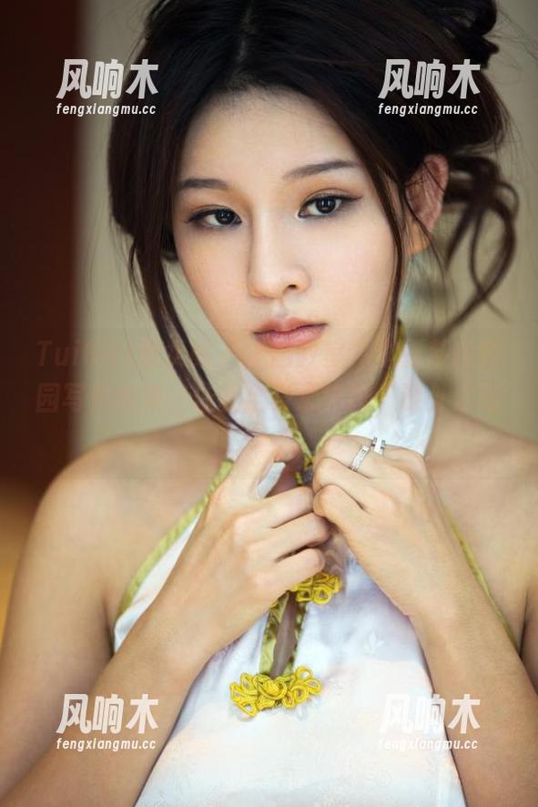 TuiGirl推女郎 - 走出教室，李丽莎的校园写真合集，让我全身心聊聊“课外活动”。