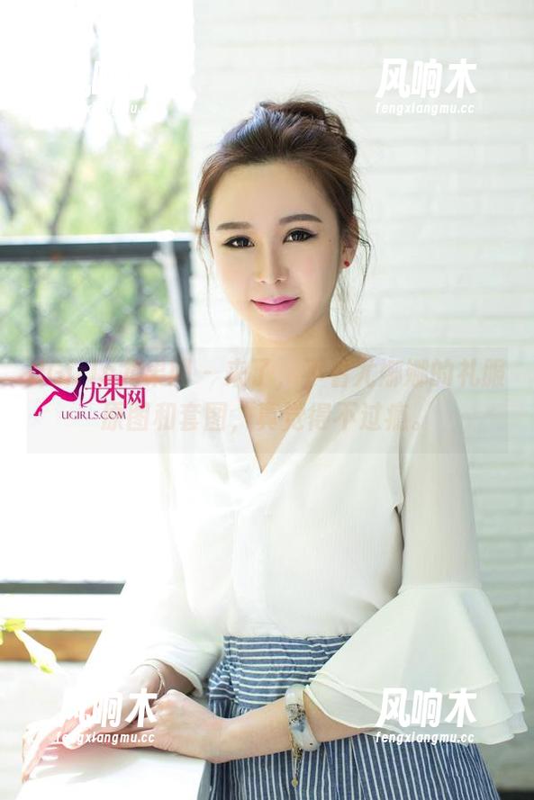 UGirls尤果网-尤娜娜 UGirls尤果网 - 来了,不看尤娜娜的礼服原图和套图,真觉得不过瘾。