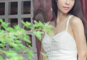 UGirls尤果网 – 郝晴Grace这“女神”不就该放到网盘里随时能下载吗？反正我已经多次在看了，根本停不下来。