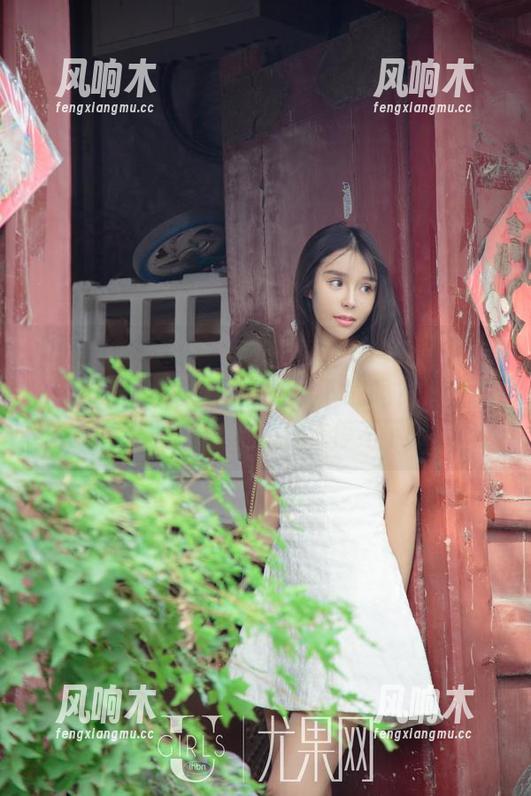UGirls尤果网 - 郝晴Grace这“女神”不就该放到网盘里随时能下载吗？反正我已经多次在看了，根本停不下来。