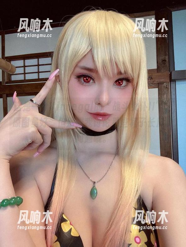 这是一个Vinnegal的“战斗女仆II”，原图虽好，但别跟我讨论那些裙子长度的问题哦。
