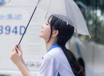 Xiuren秀人网 – 这次短裙不一样，Kikibaby图集更新抢先看——动静结合，我不太会形容哈哈！