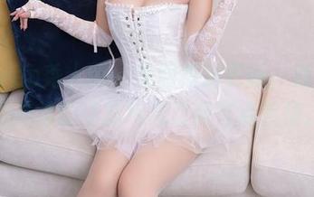 Xiuren秀人网 – 美图再次更新，刘婷婷在海边的清新气息让我有点移情。