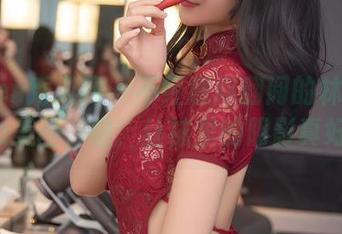Xiuren秀人网 – 不经意间翻阅的林子欣Freya美图，啦，丝袜里的阴影真好看。