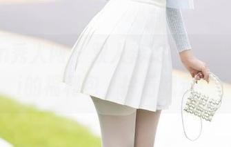 Xiuren秀人网 – 双人奔跑吧，果果Nikki的福利包，拎着就走！