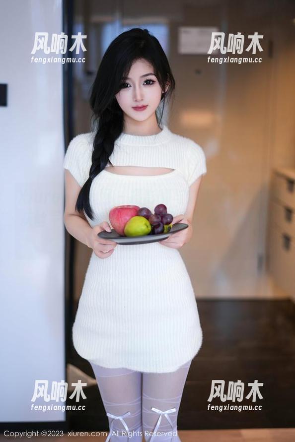 Xiuren秀人网 - 摄影师与赵惟依coco的灰丝写真，彼此困惑的目光，你会下载吗？