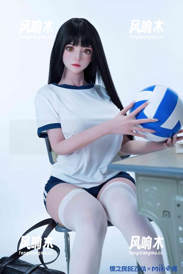 校服大变身，miko酱ww的无圣光作品，先别闭上眼！