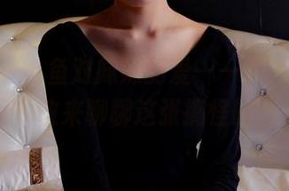 pans – 小鱼对妹妹的爱——照片里藏着什么呢？敢来聊聊这张搞怪的图片吗？