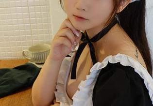 T恤底下的依依超级懒与谁的午后呢？最新图册存放着微微的紧张。