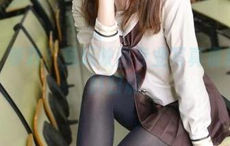 楼梯？萝莉？兔玩映画专业写真资料的奇妙归属