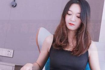 初夏女神 – 高清牛仔裤合集：环环的自信总是让人惊讶
