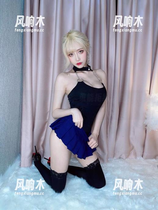 啾小妍和她的金发，谁能拒绝这些美图分享？