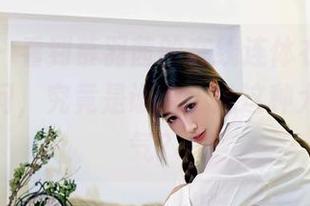 嗲囡囡 – 看到慕羽茜的在线连体衣美图，我就想问，究竟是谁给了她这种大胆的勇气？
