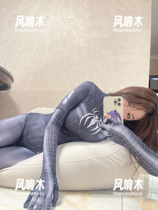 微密圈 - 奶宝妹纸的高跟鞋写真：每一步都像在穿越童话
