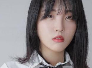 宋哈娜的婚纱写真：教你如何穿成“我行我素”的优雅公主！