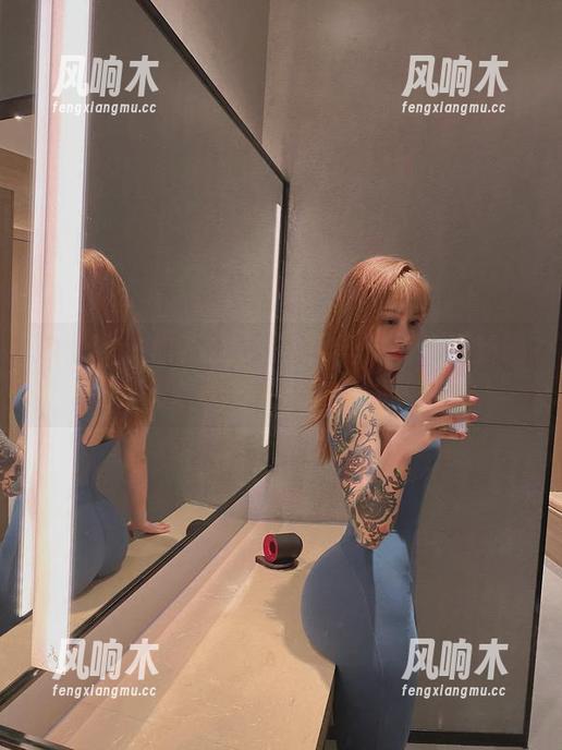 宋昱欣 微密圈 - 你看过宋昱欣的丝袜写真更新吗?好像又多了些柔软的线条