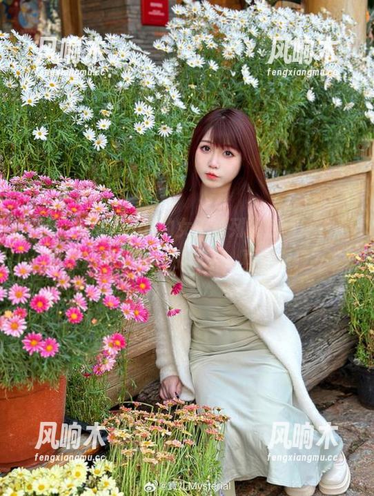 宝儿mysterial的女王系列图包更新，看到后我就想喊‘别闹了，真好看！’