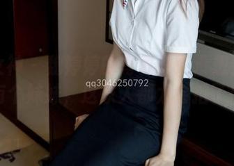 梦丝女神 – 魏婷婷的写真集：没想到她还有个妹妹，这家人都太会拍了！