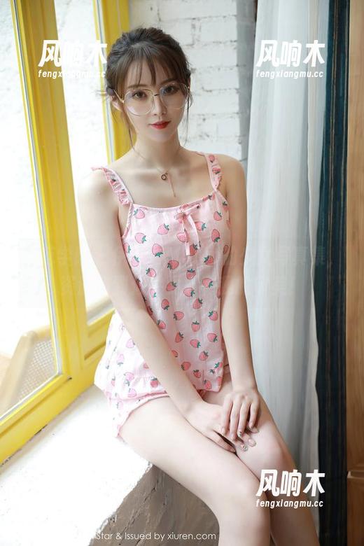模范学院 - 伊小七MoMo的少女写真集，资源多到似乎要颠覆我的审美！