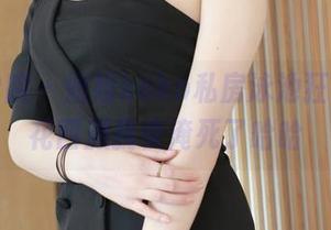 模范学院 – 妞妞koko私房泳池狂欢，水花四溅我快淹死了哈哈
