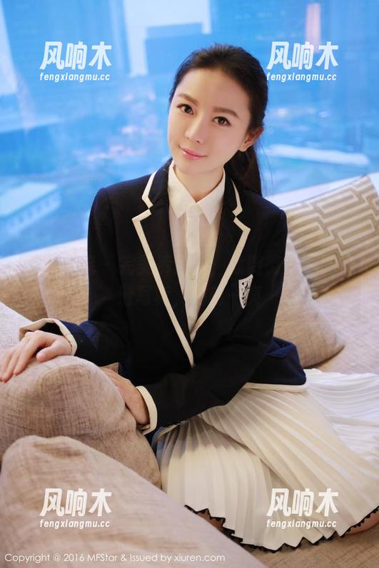模范学院 - 完美裤里丝，徐微微mia的高清写真，眼前一亮