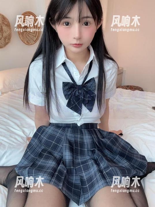 最新COS：樱井宁宁化身婚纱女神，你敢想象吗？我敢，但不会说出来。