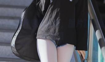 当洛桑w伊梓变身厨娘，图片精选给你翻新灵感