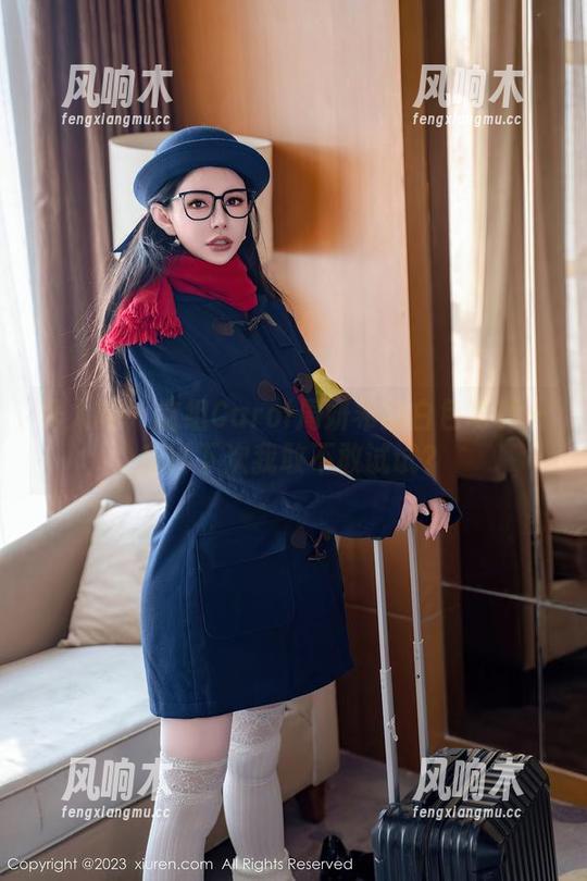 秀人网 - 这组Carol周妍希的白色写真—所以下次我敢不敢试试？