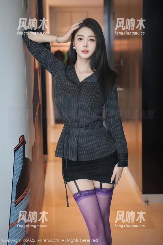 秀人网 - UU酱的礼服，套图不需要圣光附身，自己动人就好。