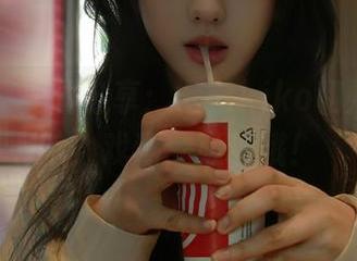 秀人网 – 美图分享：七七kiko和她的‘双脸’戏码，必看哦！