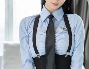 秀人网 – 迷失在安然Maleah的白衬衫里，有资源但也有些许晕眩