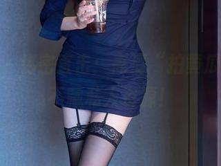 秀人网 – 秘密直击：高清“拍黄瓜girl”不藏私人资源！