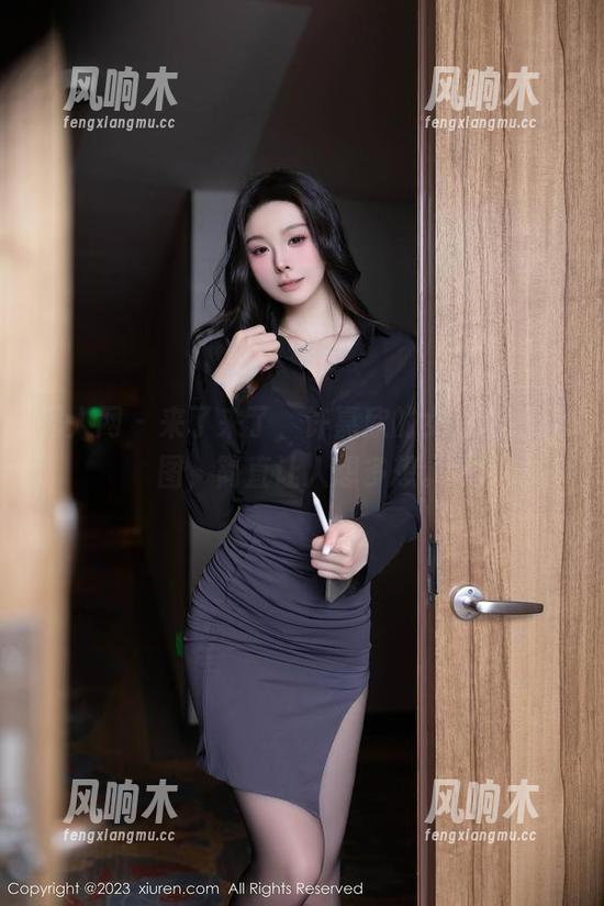 秀人网-许嘉欣 秀人网 - 来了来了,许嘉欣的女仆私拍原图,简直让人想多想。