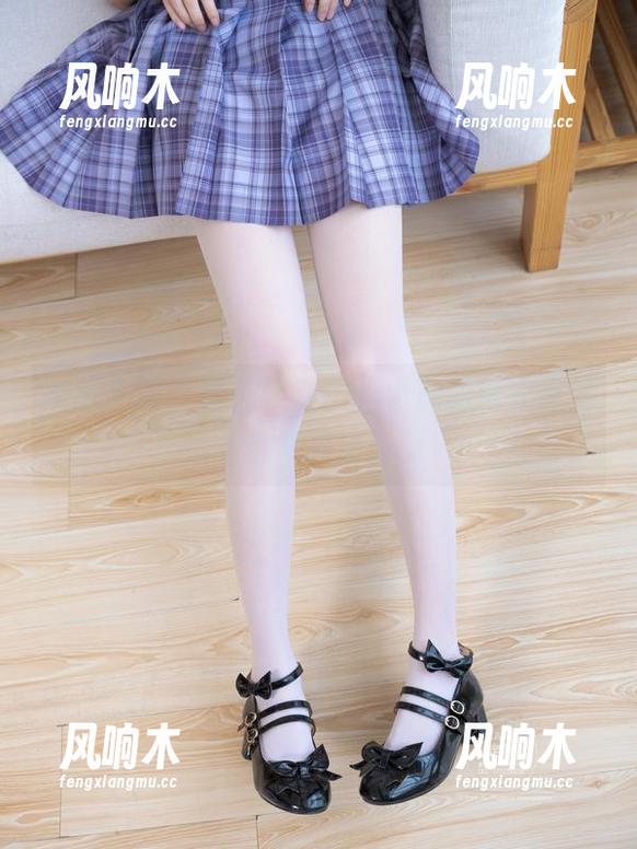 紧急企划 - 夏天不够热，小恩的泳衣私拍合集救场！