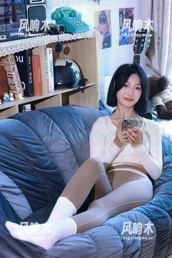 绮梦摄影 - 穿上牛仔裤，月月写真合集开启短暂的牛仔时尚寺庙！