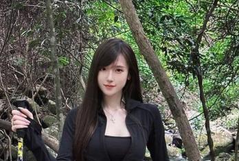 亚洲最会穿泳衣的，非腐团儿Ikaros莫属！美图精选请收好。