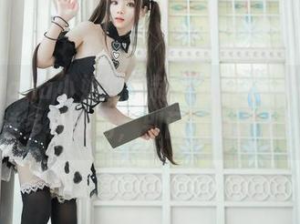 花柒Hana小姐的定制女孩图集：一次性配送多种姿势，别问我为什么……