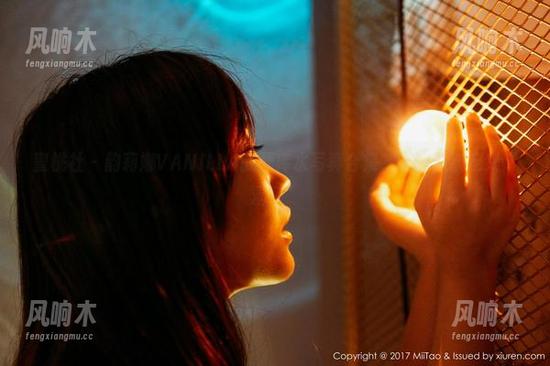蜜桃社 - 韵莉娜VANILLA的死库水写真合集，让你重新定义“湿身”