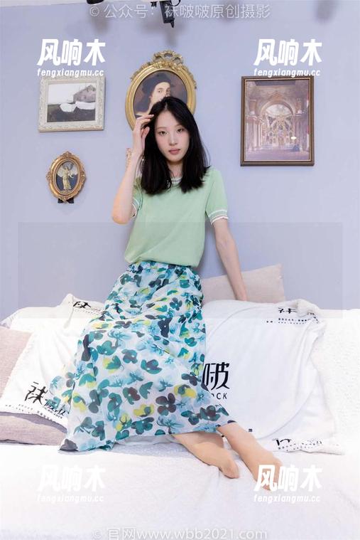 袜啵啵 - 黑丝微加固？我在想小甜豆是不是也在挑战我们想象力的边界，这精选里的样子太好玩了。