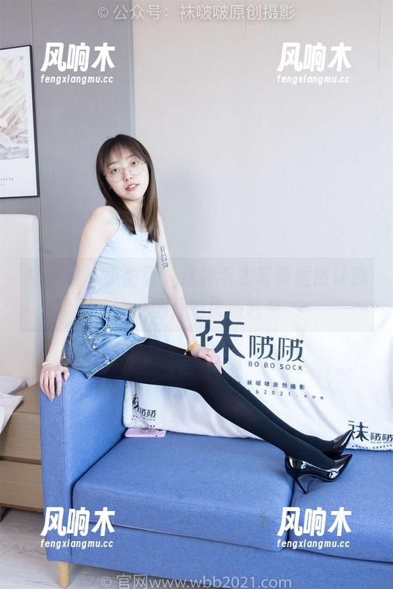 袜啵啵 - 小甜豆，这种毛衣写真居然让我连墙纸都开始挑剔起来。