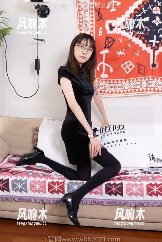 袜啵啵 - 瑶瑶的居家福利图集，连沙发都在找她的影子