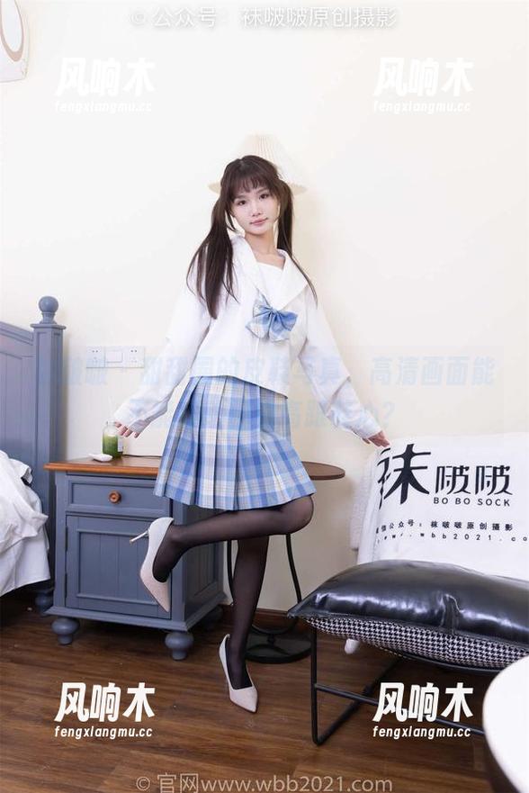 袜啵啵 - 甜甜圈的皮鞋写真，高清画面能不能打动你的高跟鞋心？