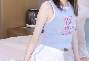 袜啵啵 – 稚予来啦！在线小剧场：湿丝袜花絮-美图赶紧收藏！