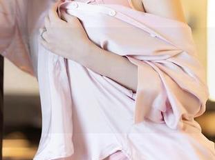 语画界 – 李丽莎的裤里丝，每一帧都像藏了心思，分享套图资源，没想到竟是这种风景。
